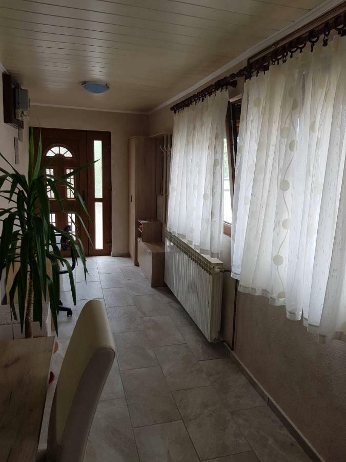 Apartman Anna Ogulin Dış mekan fotoğraf